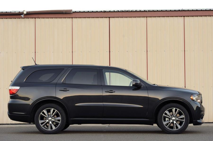  Dodge Durango R/T 2011 года  (фото 6 из 54)